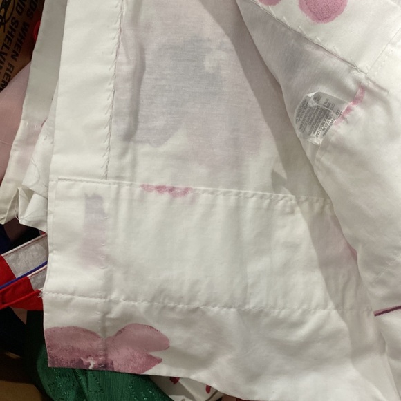 Two panels of white and pink flowers lined these are gently used. - Picture 4 of 8